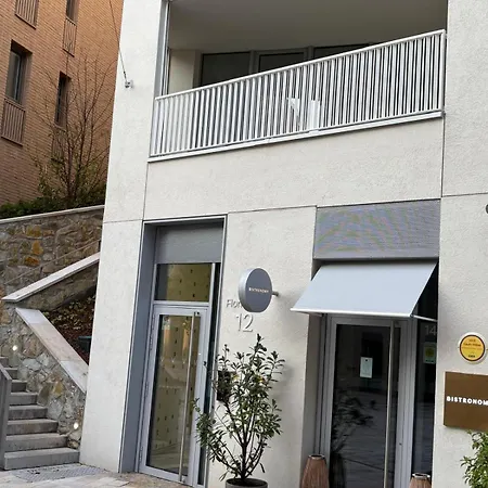 Apartament In G104